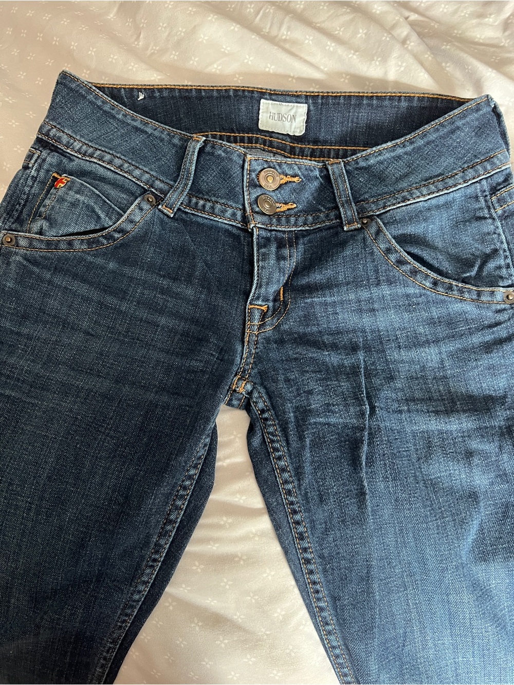 Signature Skinny Jeans in Dark Blue Wash - Sz 26